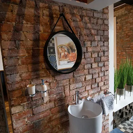 Art Tirgonu Apartament Liepaja