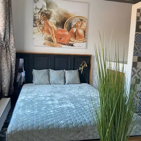 Art Tirgonu Apartament Liepaja